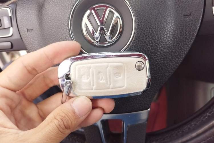 Used Volkswagen Tiguan 2016 300TSI Automatic Two-Wheel Drive Luxury Edition Vehicle Key