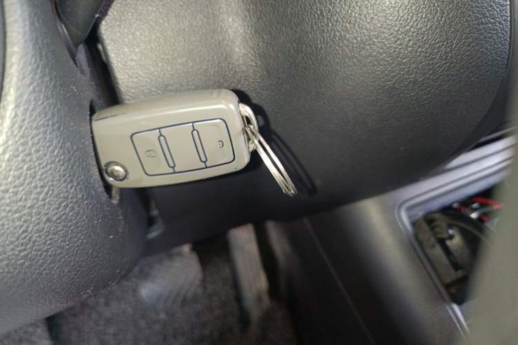 Used Volkswagen Tiguan 2016 300TSI Automatic Two-Wheel Drive Trend Edition Vehicle Key