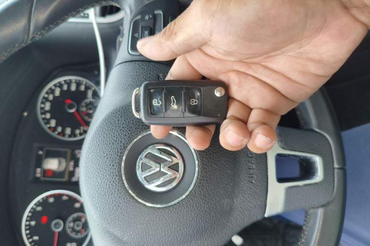 Used Volkswagen Tiguan 2016 300TSI Automatic Two-Wheel Drive Luxury Edition Vehicle Key
