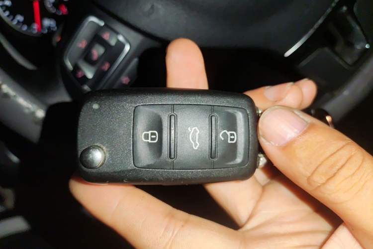 Used Volkswagen Tiguan 2016 300TSI Automatic Two-Wheel Drive Luxury Edition Vehicle Key