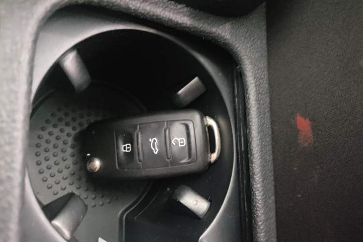 Used Volkswagen Tiguan 2016 300TSI Automatic Two-Wheel Drive Luxury Edition Vehicle Key