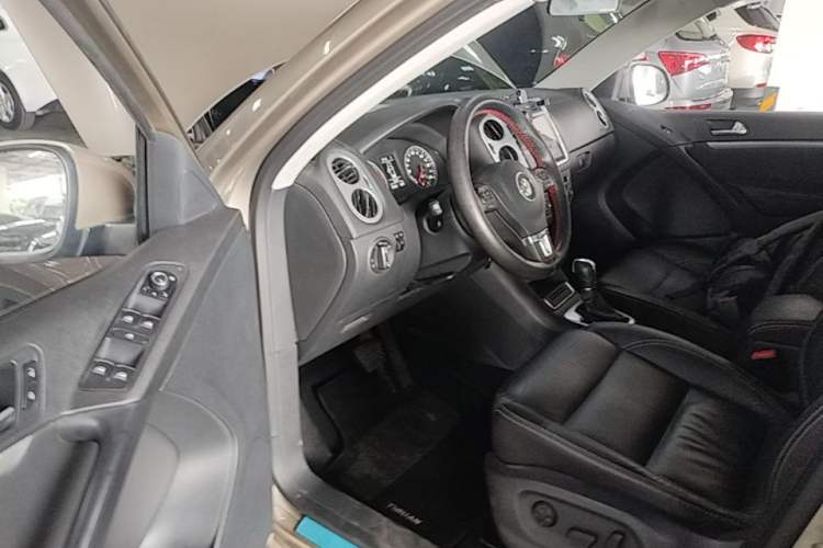 Used Volkswagen Tiguan 2016 300TSI Automatic Two-Wheel Drive Comfort Edition Driver Seat