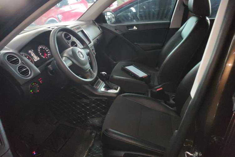 Used Volkswagen Tiguan 2016 300TSI Automatic Two-Wheel Drive Trend Edition Left Front Seat