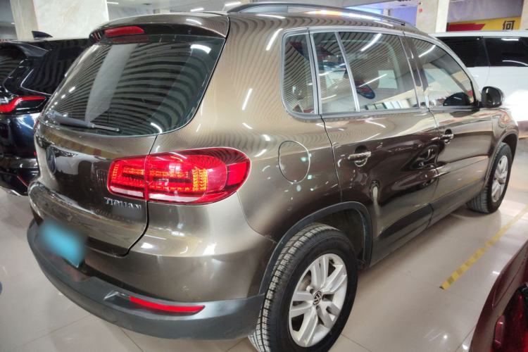 Used Volkswagen Tiguan 2016 300TSI Automatic Two-Wheel Drive Trend Edition Rear Right 45 Deg