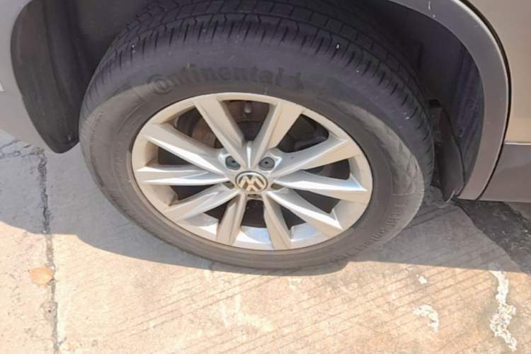 Used Volkswagen Tiguan 2016 300TSI Automatic All-Wheel Drive Fashion Vision Edition Right Rear Wheel Hub