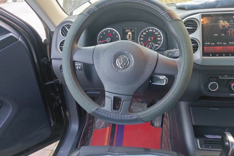 Used Volkswagen Tiguan 2016 280TSI Automatic Two-Wheel-Drive Silk Road Style Edition Steering Wheel