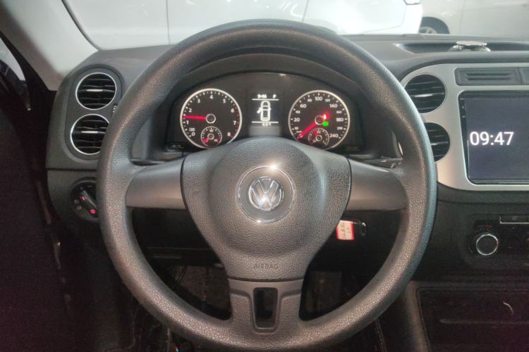 Used Volkswagen Tiguan 2016 300TSI Automatic Two-Wheel Drive Trend Edition Steering Wheel