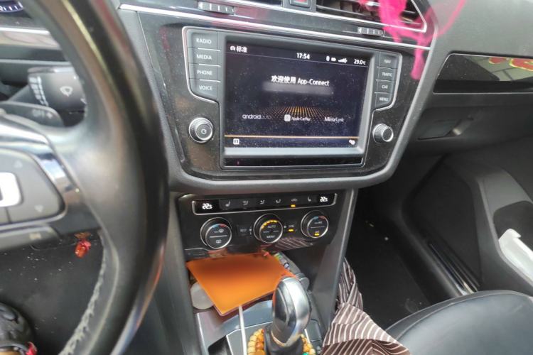 Used Volkswagen Tiguan 2017 330TSI Four-Wheel Drive High-End Model Audio And AC Panel