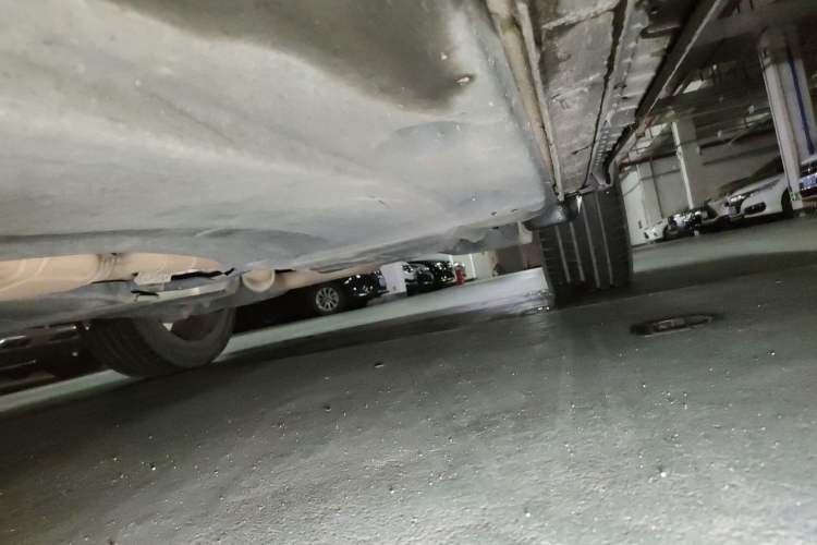 Used Volkswagen Tiguan 2017 330TSI Four-Wheel Drive High-End Model Chassis Front Left