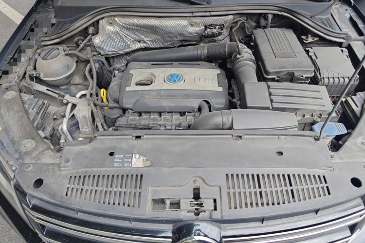Used Volkswagen Tiguan 2017 300TSI Automatic Two-Wheel Drive Silk Road Comfort Edition Engine Bay