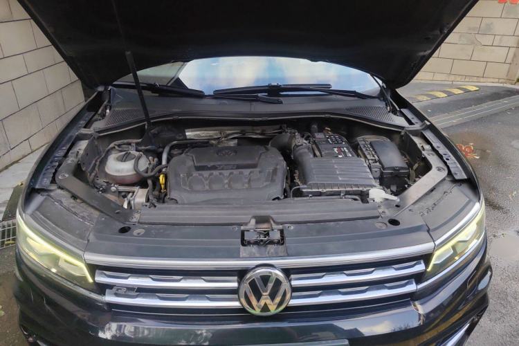 Used Volkswagen Tiguan 2017 330TSI Four-Wheel Drive High-End Model Engine Bay
