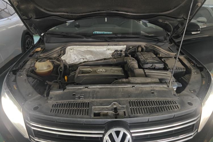 Used Volkswagen Tiguan 2017 300TSI Automatic Two-Wheel Drive Silk Road Comfort Edition Engine Bay