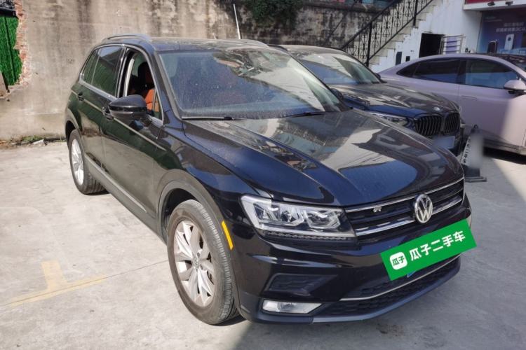 Used Volkswagen Tiguan 2017 330TSI All-Wheel-Drive Innovation Model Exterior 1
