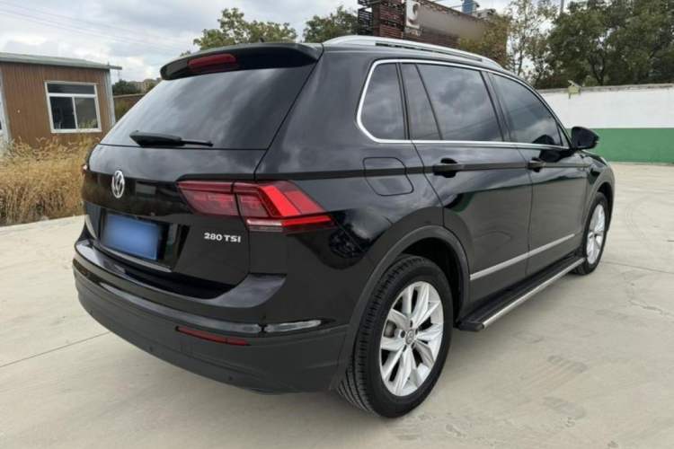 Used Volkswagen Tiguan 2017 280TSI Two-Wheel-Drive Elite Version Exterior 5