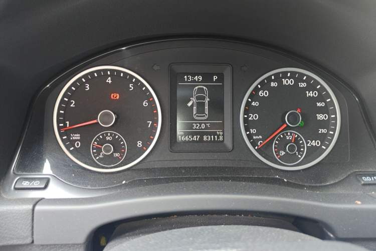 Used Volkswagen Tiguan 2017 300TSI Automatic Two-Wheel Drive Silk Road Comfort Edition Instrument Cluster