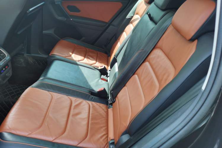 Used Volkswagen Tiguan 2017 330TSI All-Wheel-Drive Innovation Model Left Rear Seat