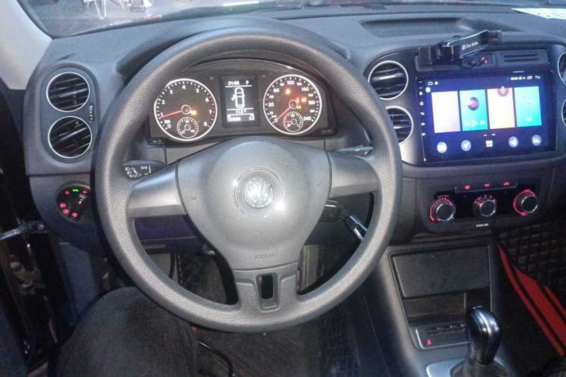 Used Volkswagen Tiguan 2017 300TSI Automatic Two-Wheel Drive Silk Road Luxury Edition Steering Wheel