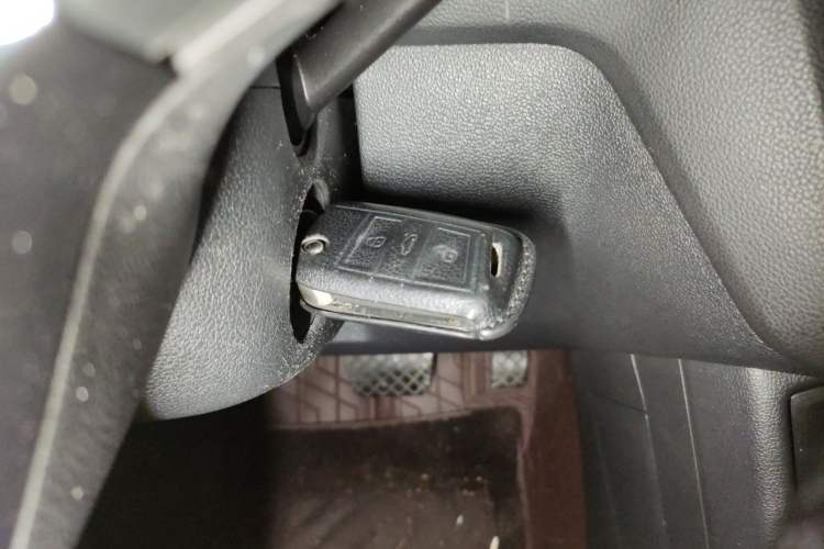 Used Volkswagen Tiguan 2017 330TSI Four-Wheel Drive High-End Model Vehicle Key