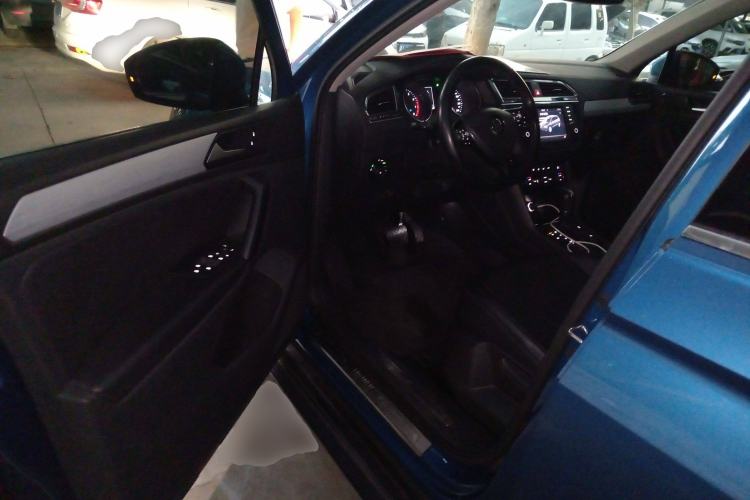 Used Volkswagen Tiguan 2017 280TSI Two-Wheel-Drive Elite Version Driver Seat