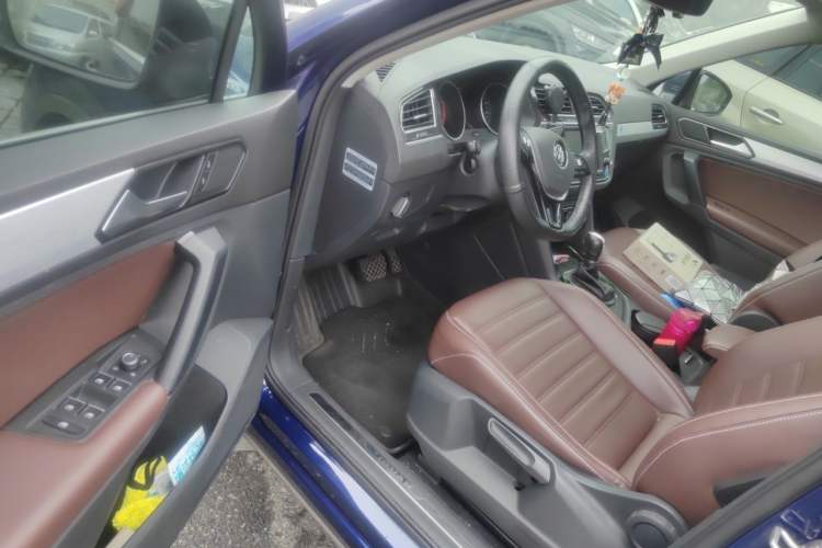 Used Volkswagen Tiguan 2017 280TSI Two-Wheel-Drive Elite Version Driver Seat