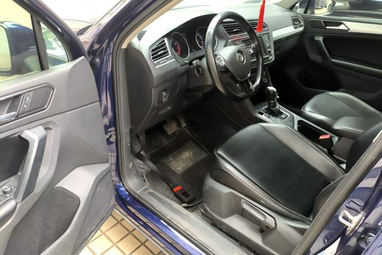 Used Volkswagen Tiguan 2017 280TSI Two-Wheel-Drive Elite Version Driver Seat