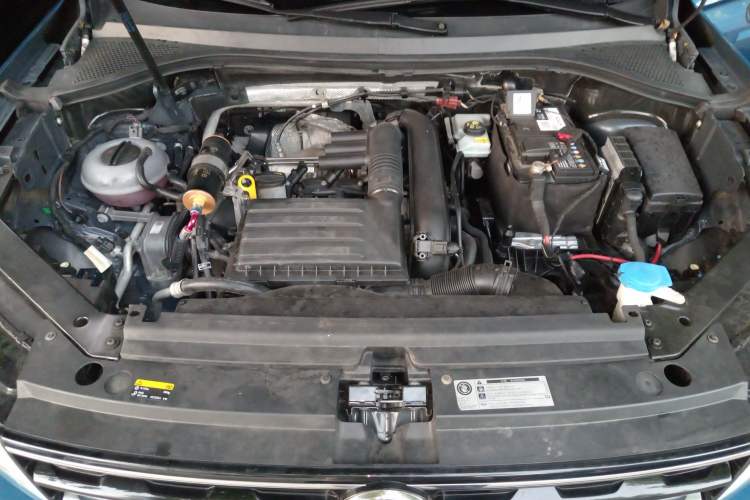 Used Volkswagen Tiguan 2017 280TSI Two-Wheel-Drive Elite Version Engine Bay