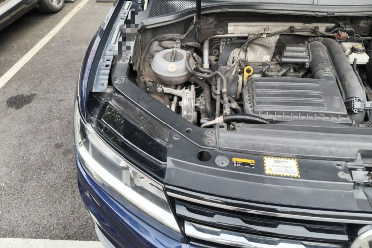 Used Volkswagen Tiguan 2017 280TSI Two-Wheel-Drive Elite Version Engine Bay Right