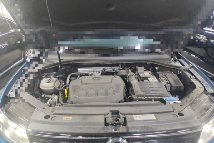 Used Volkswagen Tiguan 2017 330TSI All-Wheel-Drive Innovation Model Engine Bay