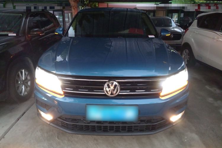Used Volkswagen Tiguan 2017 280TSI Two-Wheel-Drive Elite Version Front
