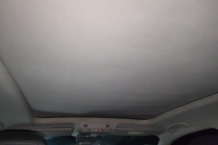 Used Volkswagen Tiguan 2017 330TSI All-Wheel-Drive Innovation Model Headliner