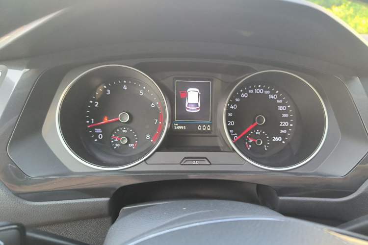 Used Volkswagen Tiguan 2017 280TSI Two-Wheel-Drive Elite Version Instrument Cluster