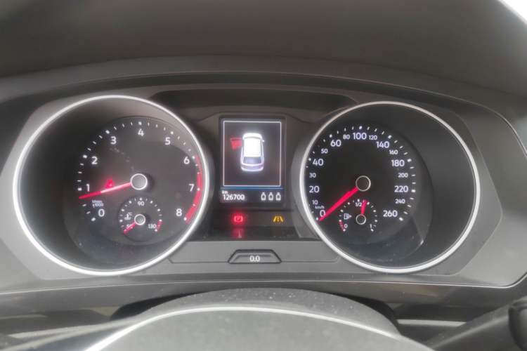 Used Volkswagen Tiguan 2017 280TSI Two-Wheel-Drive Elite Version Instrument Cluster