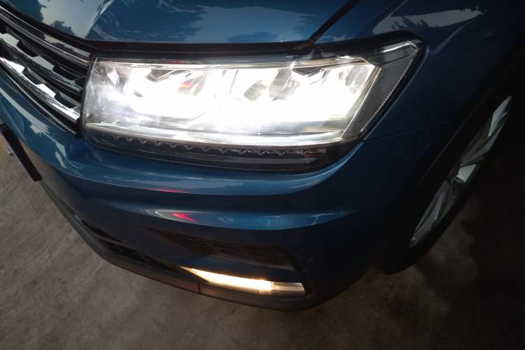 Used Volkswagen Tiguan 2017 280TSI Two-Wheel-Drive Elite Version Left Front Headlight