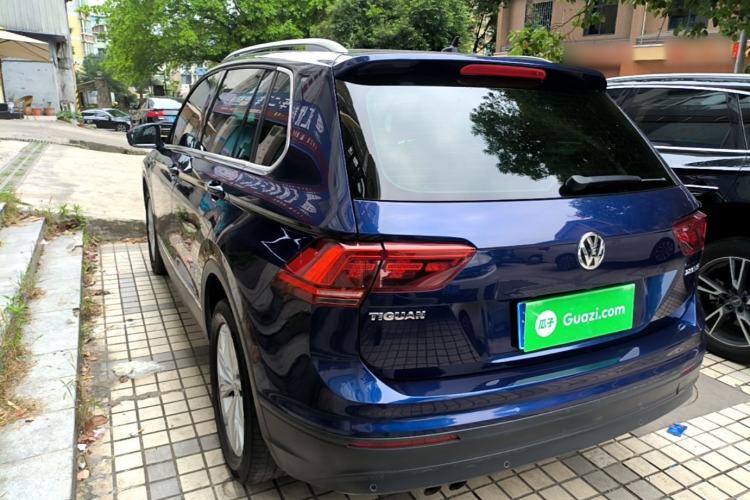 Used Volkswagen Tiguan 2017 280TSI Two-Wheel-Drive Elite Version Rear Left 45 Deg