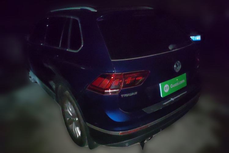 Used Volkswagen Tiguan 2017 330TSI All-Wheel-Drive Innovation Model Rear Left 45 Deg