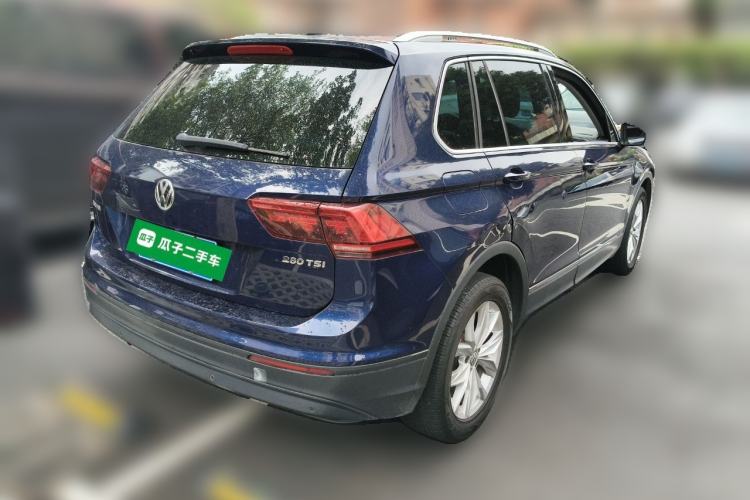 Used Volkswagen Tiguan 2017 280TSI Two-Wheel-Drive Elite Version Rear Right 45 Deg
