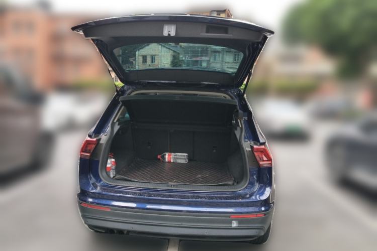 Used Volkswagen Tiguan 2017 280TSI Two-Wheel-Drive Elite Version Trunk