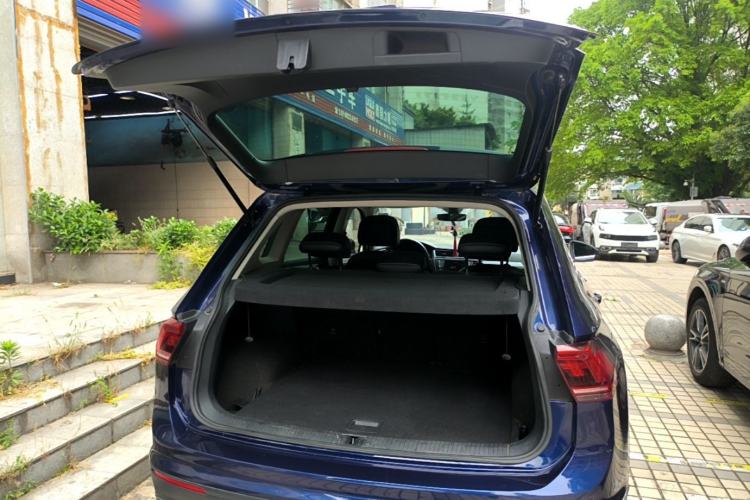 Used Volkswagen Tiguan 2017 280TSI Two-Wheel-Drive Elite Version Trunk