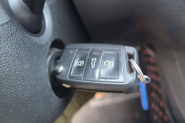 Used Volkswagen Tiguan 2017 280TSI Two-Wheel-Drive Elite Version Vehicle Key