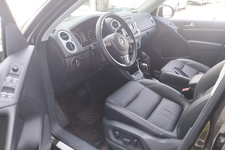 Used Volkswagen Tiguan 2017 300TSI Automatic Two-Wheel Drive Silk Road Comfort Edition Driver Seat