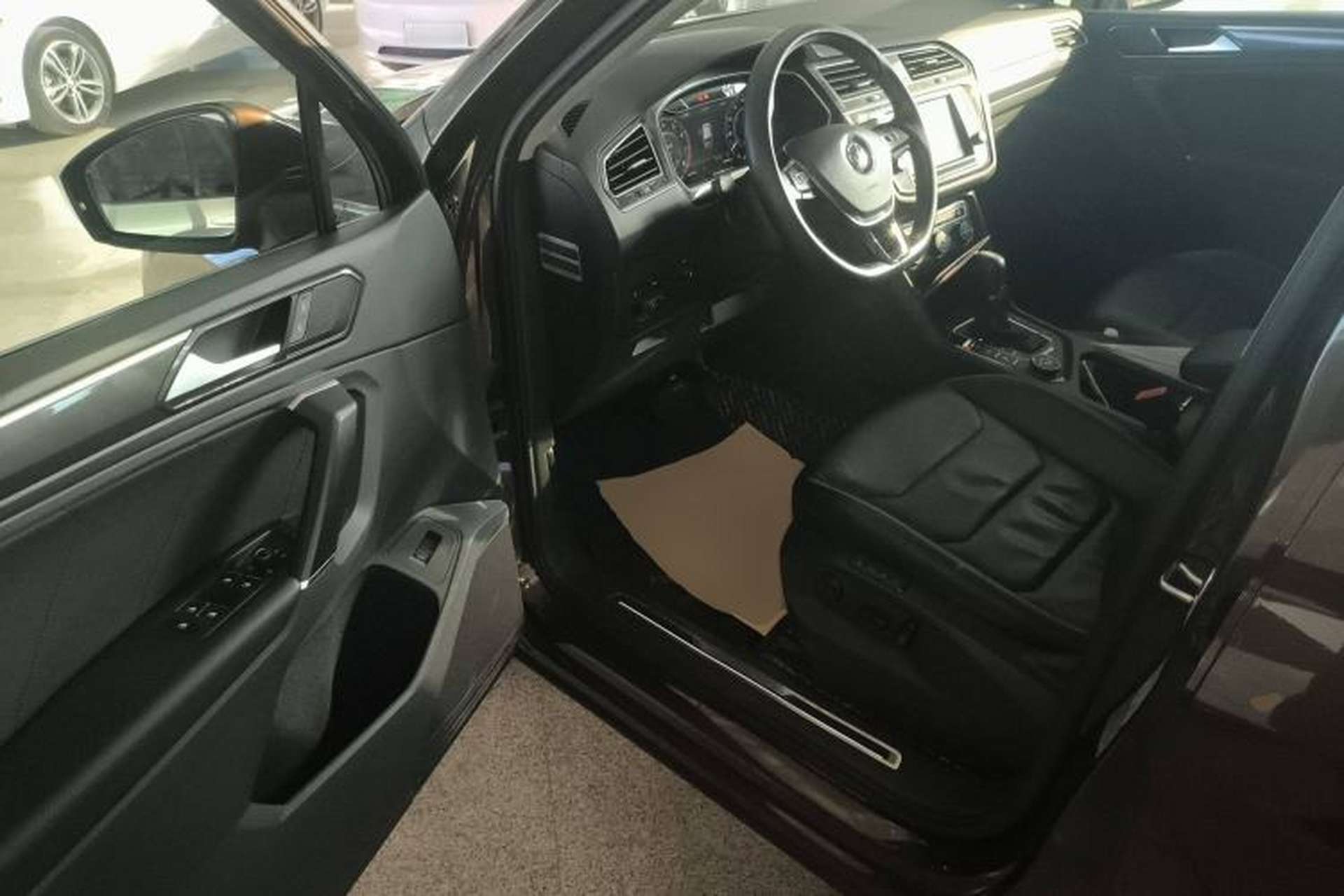 Used Volkswagen Tiguan 2017 330TSI All-Wheel-Drive Innovation Model Driver Seat