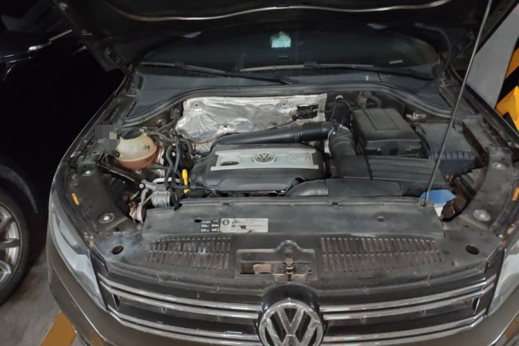 Used Volkswagen Tiguan 2017 300TSI Automatic Two-Wheel Drive Silk Road Comfort Edition Engine Bay
