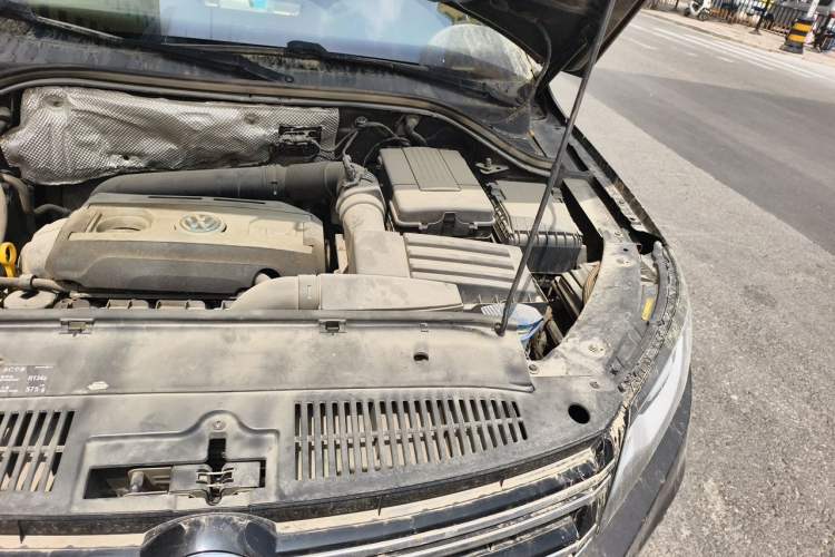 Used Volkswagen Tiguan 2017 300TSI Automatic Two-Wheel Drive Silk Road Comfort Edition Engine Bay Left