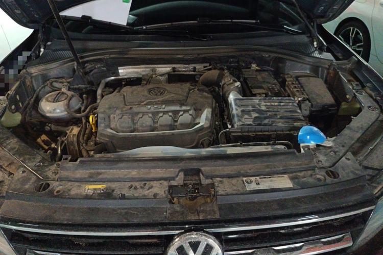 Used Volkswagen Tiguan 2017 330TSI All-Wheel-Drive Innovation Model Engine Bay