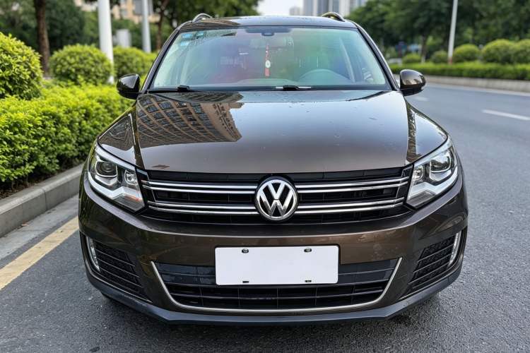 Used Volkswagen Tiguan 2017 300TSI Automatic Two-Wheel Drive Silk Road Comfort Edition Exterior 4