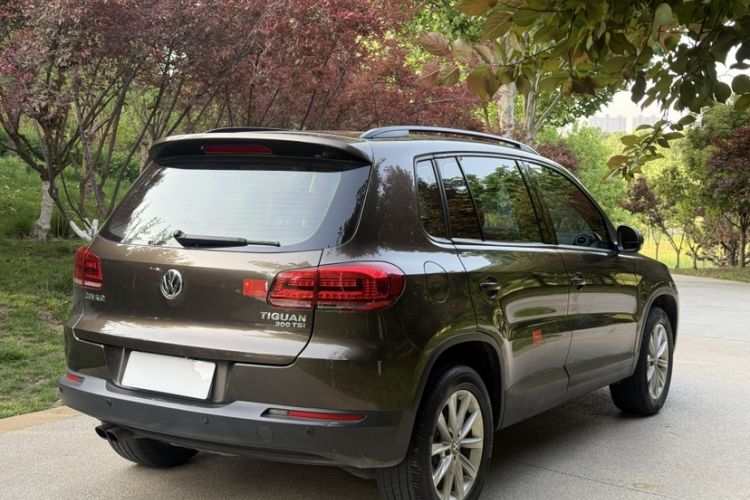 Used Volkswagen Tiguan 2017 300TSI Automatic Two-Wheel Drive Silk Road Luxury Edition Exterior 4