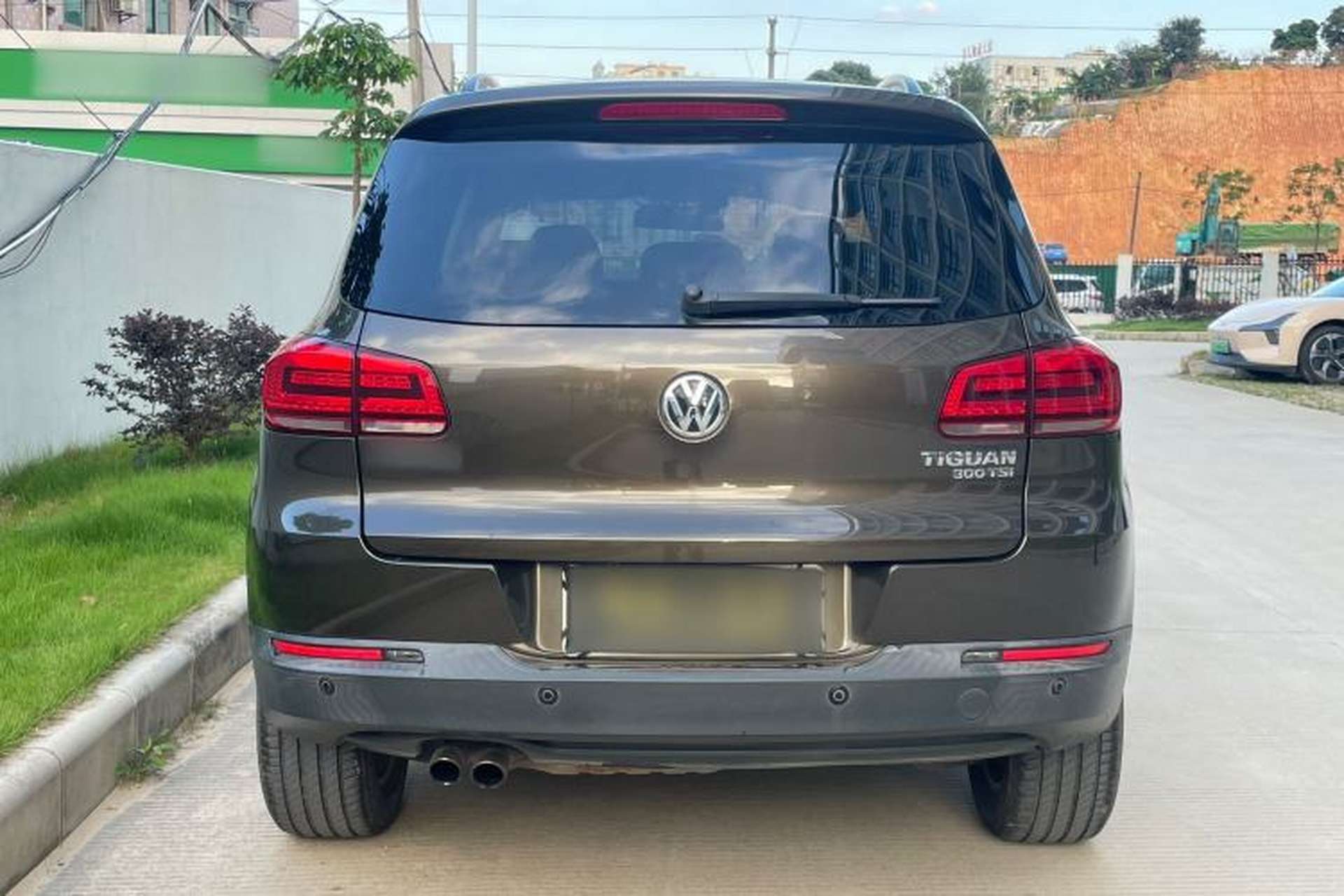Used Volkswagen Tiguan 2017 300TSI Automatic Two-Wheel Drive Silk Road Luxury Edition Exterior 5