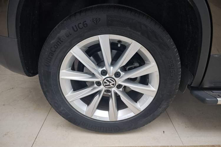 Used Volkswagen Tiguan 2017 300TSI Automatic Two-Wheel Drive Silk Road Comfort Edition Exterior 5