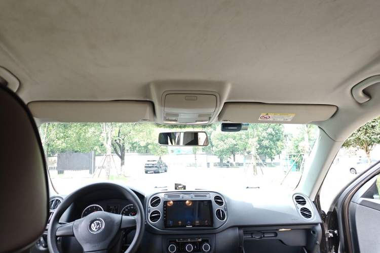 Used Volkswagen Tiguan 2017 300TSI Automatic Two-Wheel Drive Silk Road Luxury Edition Headliner