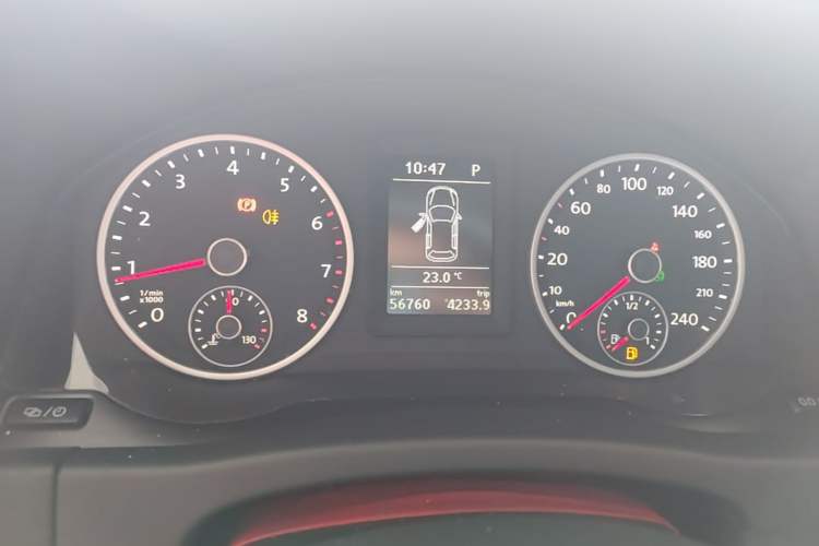 Used Volkswagen Tiguan 2017 300TSI Automatic Two-Wheel Drive Silk Road Luxury Edition Instrument Cluster